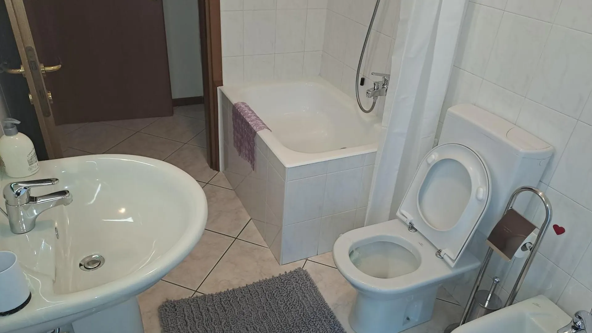 Valtellina Sondrio Holidays 0*,  Italia